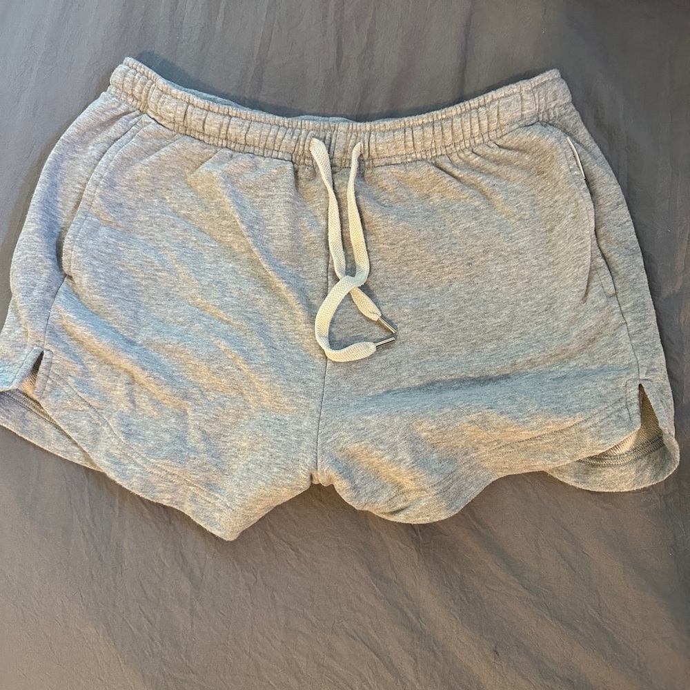 Grey sweat-shorts
